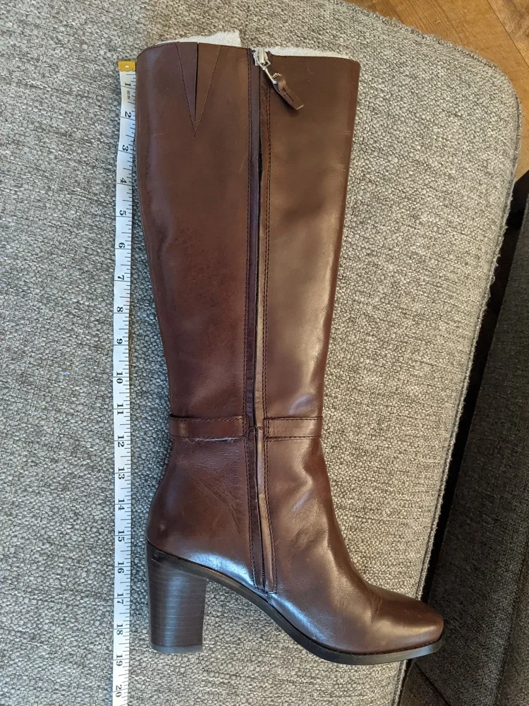Elegant Brown Knee-High Women's Boots - Picture 4 of 16